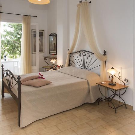 Elena Apartments Πολλώνια Δωμάτιο φωτογραφία