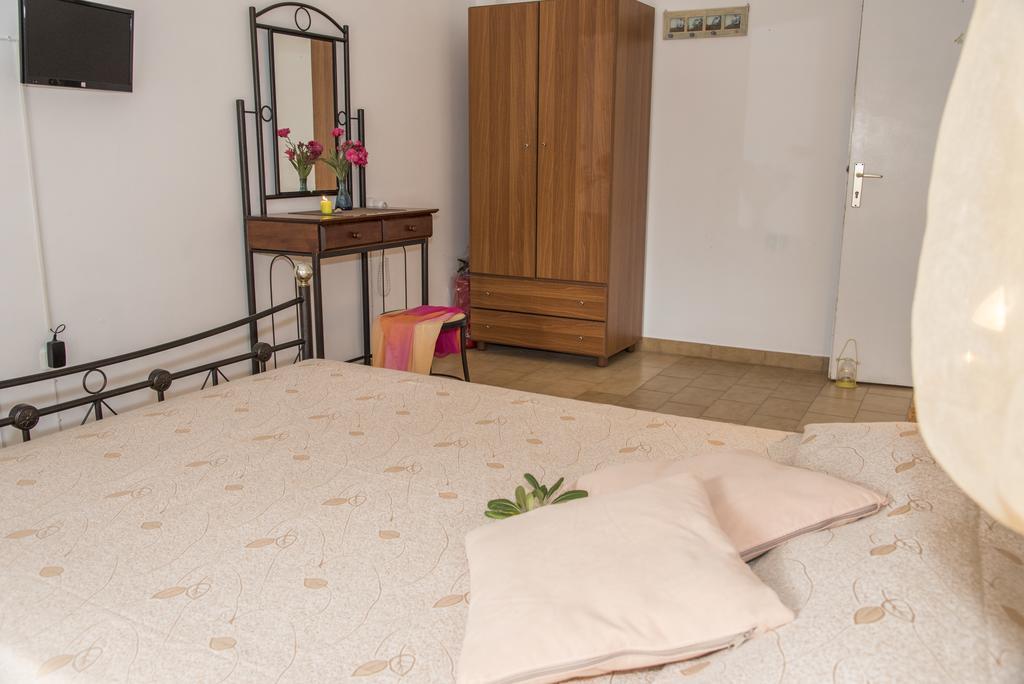 Elena Apartments Πολλώνια Εξωτερικό φωτογραφία